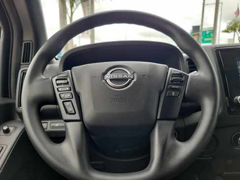 Used 2023 Nissan Frontier SV w/ Midnight Edition Package RWD image 17