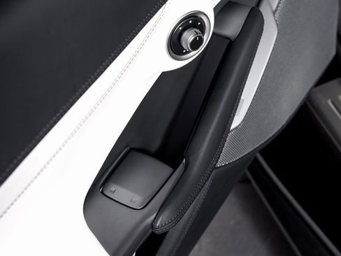 Certified 2019 Ferrari Portofino image 65