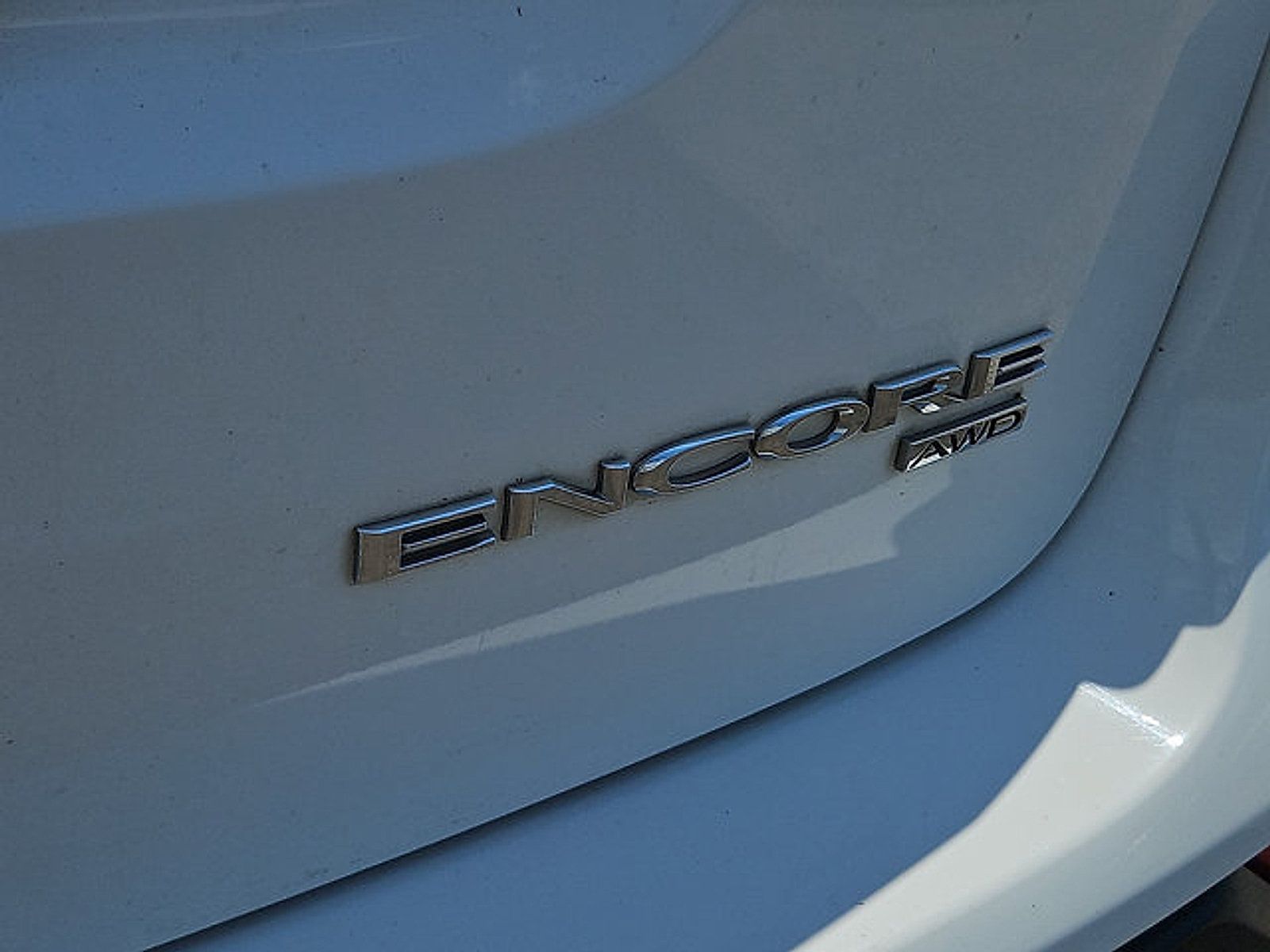 Used 2019 Buick Encore Preferred AWD/4WD image 32