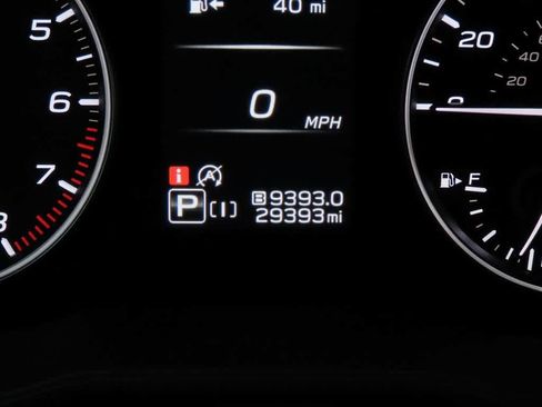 Used 2024 Subaru Crosstrek 2.0i Premium image 24