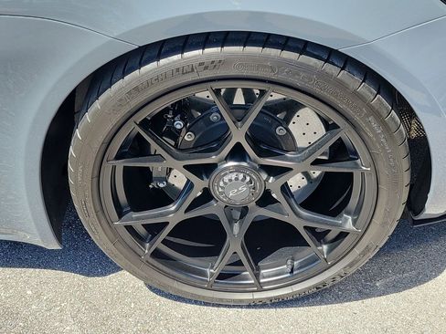 Certified 2024 Porsche 718 Cayman GT4 RS RWD image 11