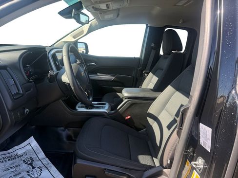 Certified 2022 Chevrolet Colorado LT w/ Fleet Safety Package image 10