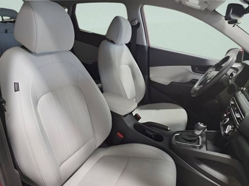 Used 2023 Hyundai Kona SEL image 15