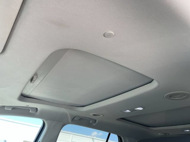 Used 2020 Chevrolet Traverse Premier w/ LPO, Floor Liner Package AWD/4WD image 22