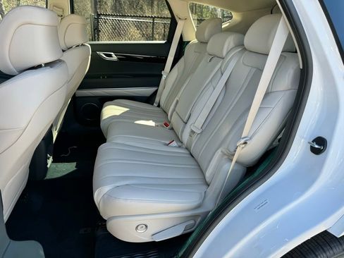 Used 2025 Genesis GV80 2.5T Standard image 20