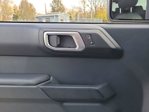 New 2025 Ford Bronco Badlands w/ Sasquatch Package image 18