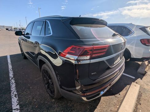 Used 2021 Volkswagen Atlas Cross Sport SEL image 6