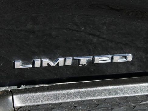 Used 2022 RAM 3500 Limited AWD/4WD image 54
