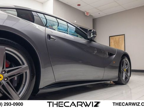 Used 2016 Ferrari F12 Berlinetta RWD image 36
