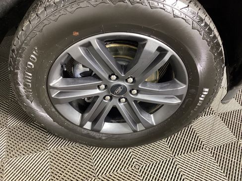 Used 2023 Ford F150 XLT w/ Equipment Group 302A High image 7