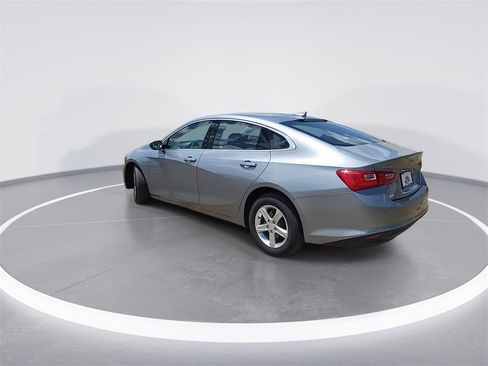 Used 2024 Chevrolet Malibu LT image 6