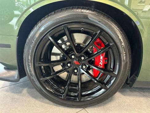 Used 2022 Dodge Challenger R/T Scat Pack w/ Dynamics Package image 5