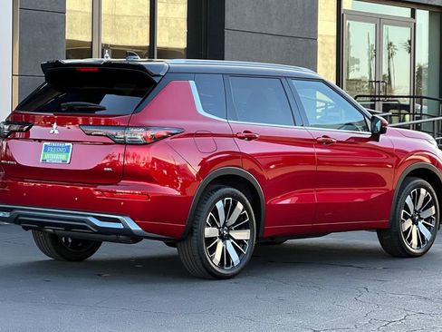 New 2026 Mitsubishi Outlander SEL image 5