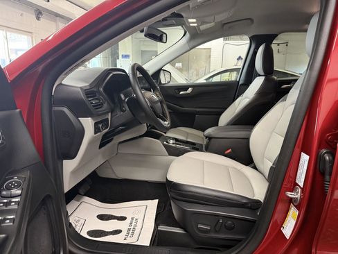 New 2026 Ford Escape Platinum w/ Class II Trailer Tow Package image 11