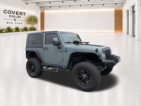 Used 2015 Jeep Wrangler Rubicon w/ Trailer Tow Group AWD/4WD image 13