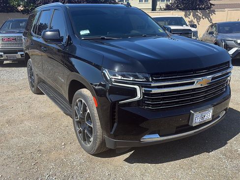 Used 2021 Chevrolet Tahoe LT RWD image 1