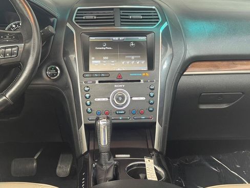 Used 2016 Ford Explorer Platinum AWD/4WD image 14