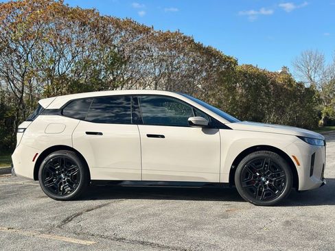 New 2026 BMW iX xDrive60 w/ M Sport Package image 8