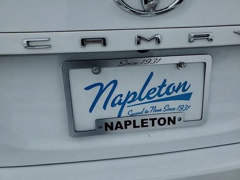 Used 2024 Toyota Camry LE image 7