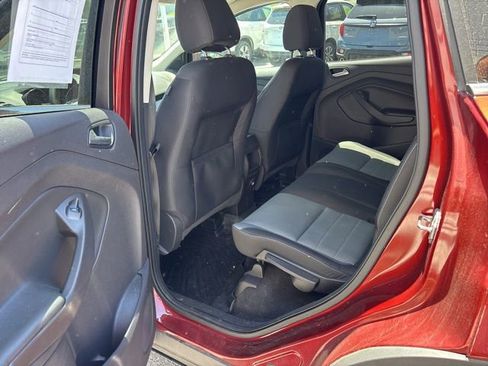 Used 2015 Ford Escape SE AWD/4WD image 12