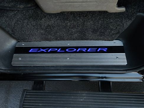 New 2025 Chevrolet Express 2500 Extended w/ Driver Convenience Package image 19