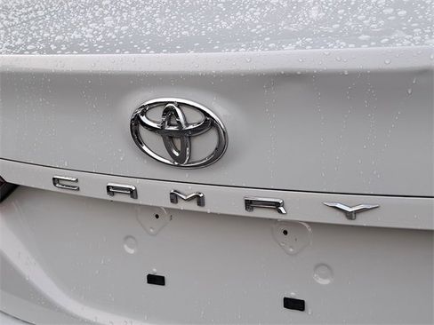 Used 2024 Toyota Camry LE image 8