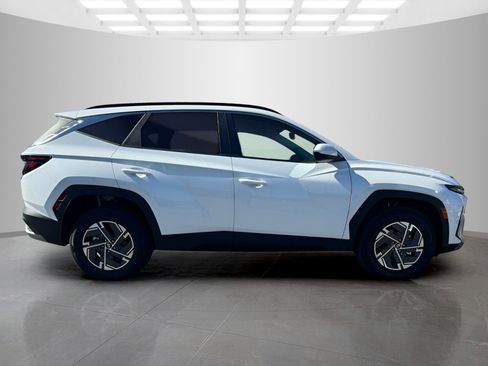 New 2025 Hyundai Tucson Blue image 2