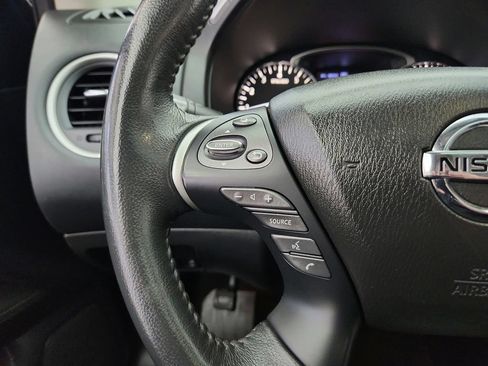 Used 2018 Nissan Pathfinder SL AWD/4WD image 24