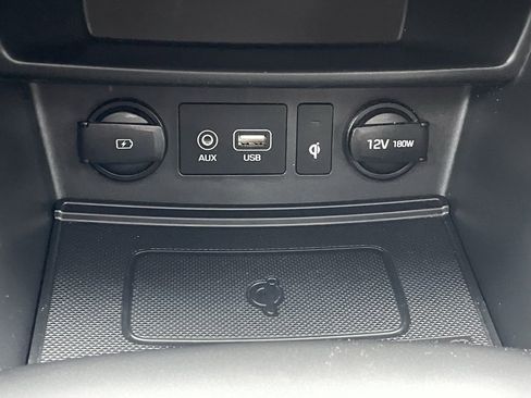 Used 2020 Hyundai Kona SEL Plus image 32