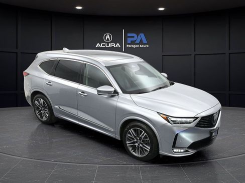 Used 2025 Acura MDX SH-AWD w/ Advance Package image 44