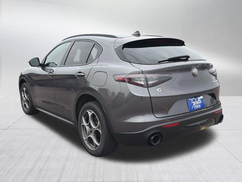 Used 2025 Alfa Romeo Stelvio Sprint w/ Convenience Package AWD/4WD image 5