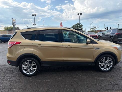 Used 2014 Ford Escape Titanium w/ Equipment Group 401A AWD/4WD image 4