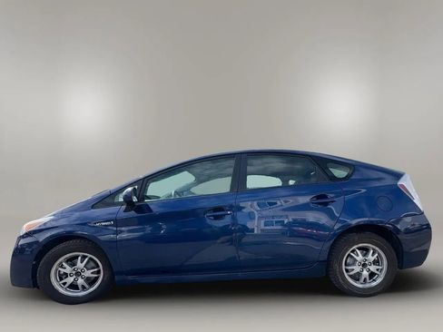 Used 2010 Toyota Prius Two image 4