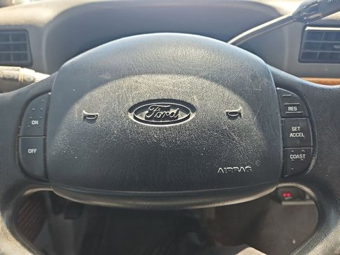 Used 2000 Ford F350 XLT RWD image 37