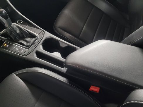 Used 2022 Volkswagen Jetta SE image 26