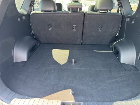 Used 2023 Hyundai Santa Fe SEL Premium image 22