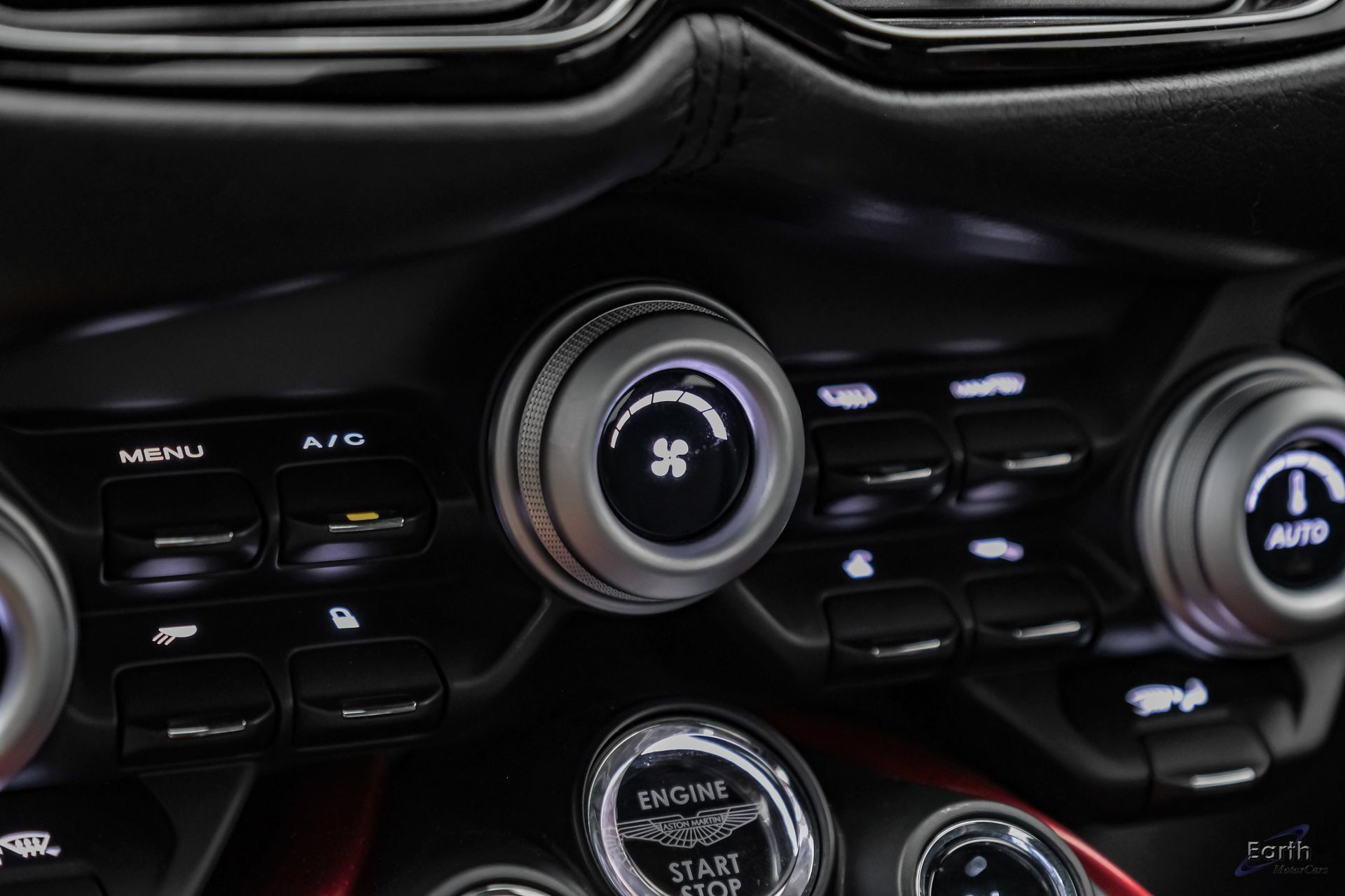 Used 2019 Aston Martin V8 Vantage Coupe RWD image 69