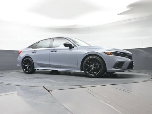 Used 2024 Honda Civic Sport image 32