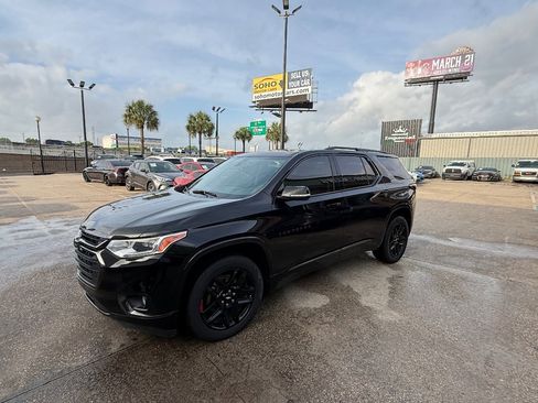 Used 2019 Chevrolet Traverse Premier w/ Redline Edition image 8