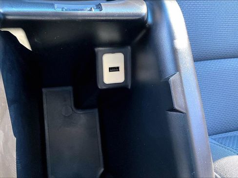 Used 2018 Chevrolet Colorado LT w/ LT Convenience Package image 17