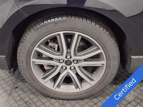 Certified 2024 Ford Edge Titanium w/ Equipment Group 301A AWD/4WD image 31