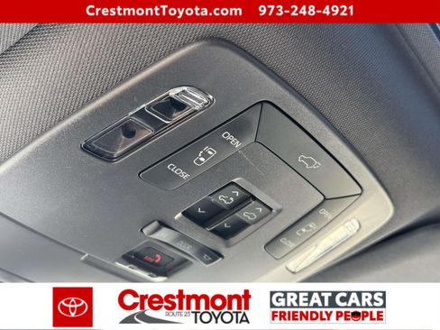 Certified 2021 Toyota Sienna XSE w/ XSE Plus Package FWD image 32