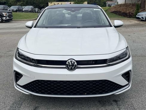New 2026 Volkswagen Jetta SE FWD image 2