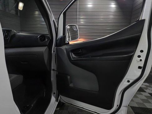 Used 2019 Nissan NV200 SV FWD image 28