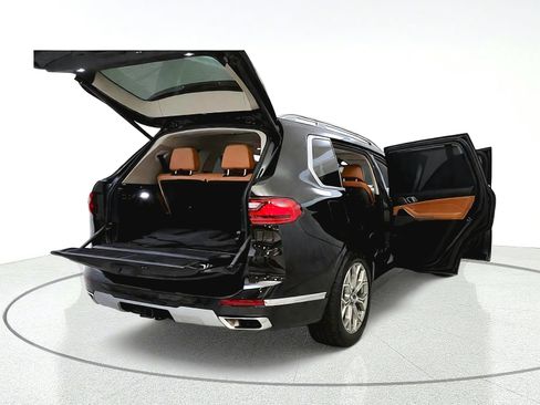 Used 2020 BMW X7 xDrive40i w/ Premium Package AWD/4WD image 14