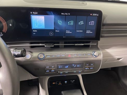 Certified 2025 Hyundai Kona SEL image 22