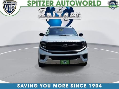 Used 2025 Ford Expedition Max Platinum w/ Driver's Package AWD/4WD image 3