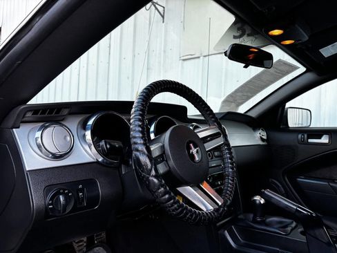 Used 2008 Ford Mustang GT Premium image 9