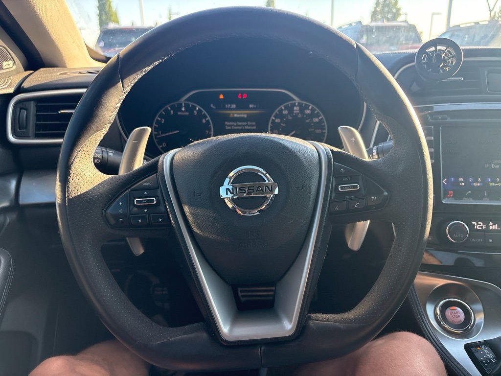 Used 2017 Nissan Maxima SR w/ Midnight Edition FWD image 2