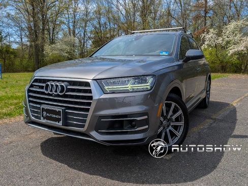 Used 2017 Audi Q7 3.0T Premium Plus AWD/4WD image 1